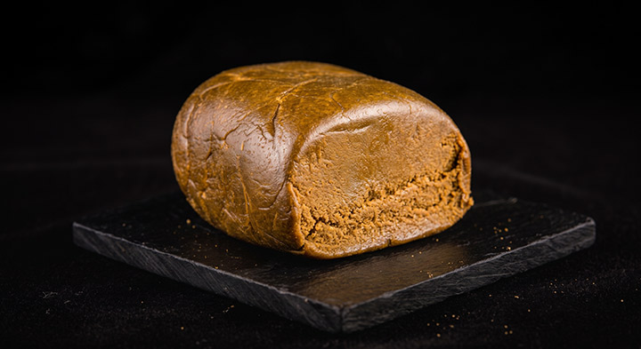 Pieza hachis piatella color oscuro